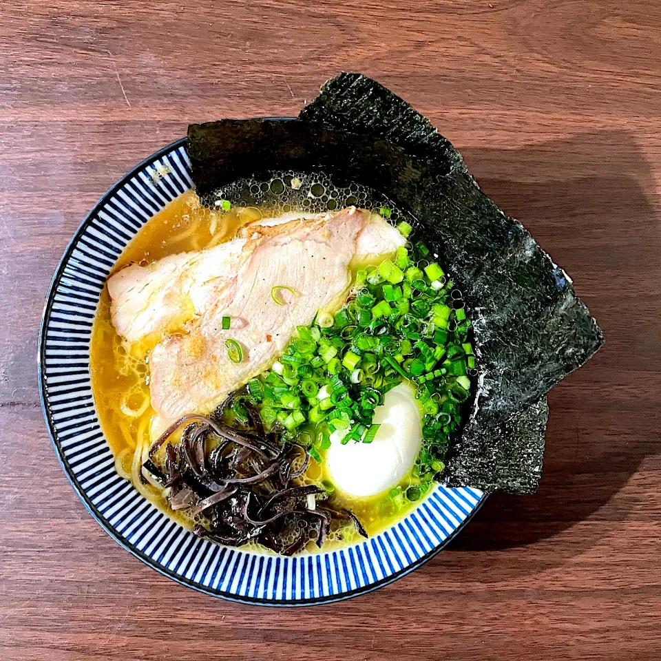 簡単ダシ醤油ラーメン|dashi menjiroさん