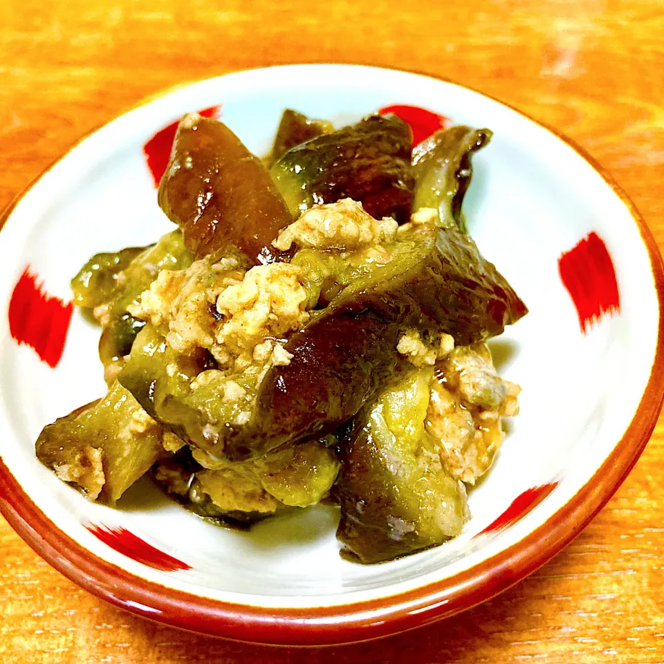 Snapdishの料理写真:茄子のそぼろ煮🍆ご飯のお供🍚|まいりさん