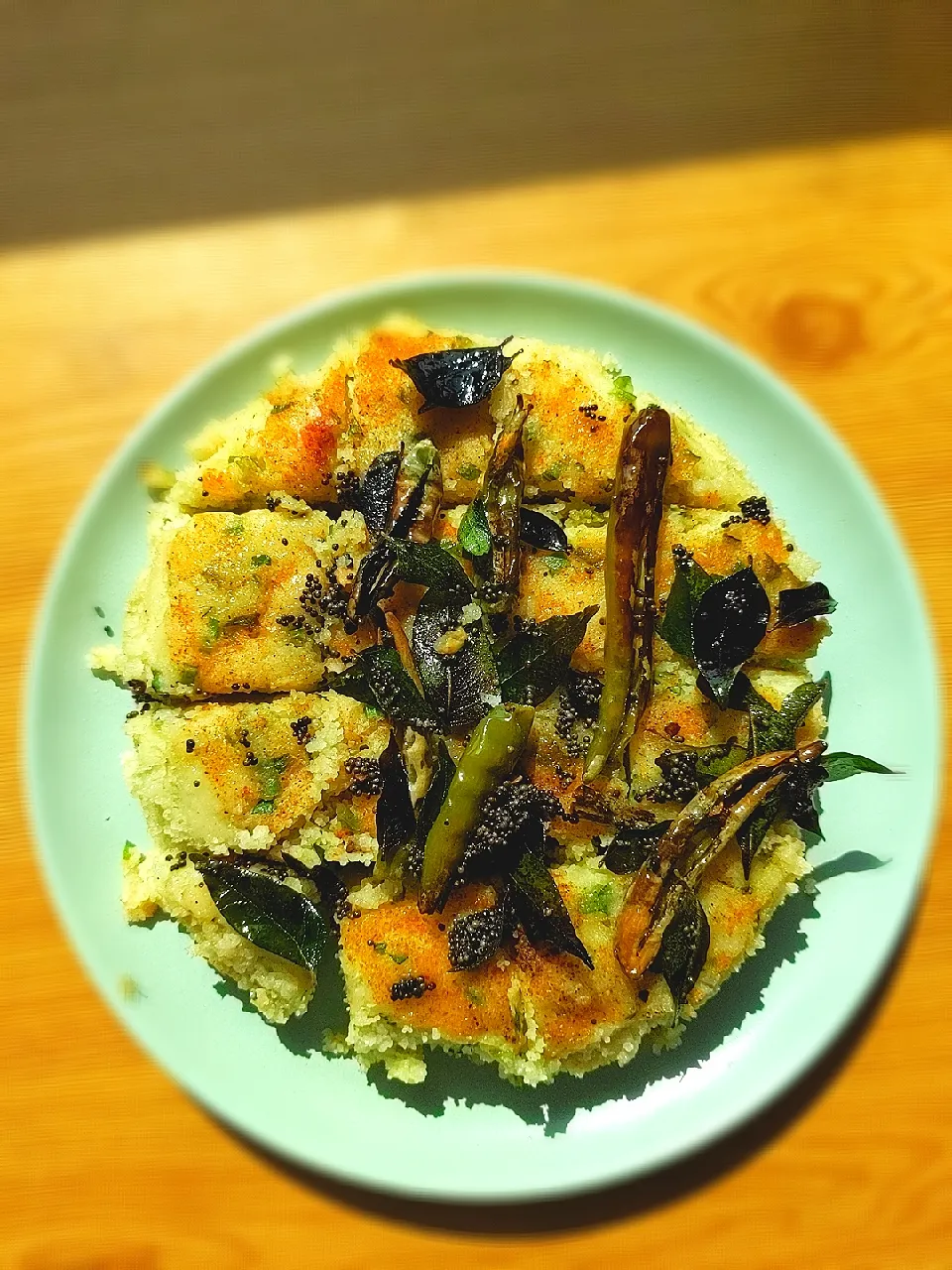 Snapdishの料理写真:Rawa Dhokla ☺️😋|Meenakshi Vermaさん