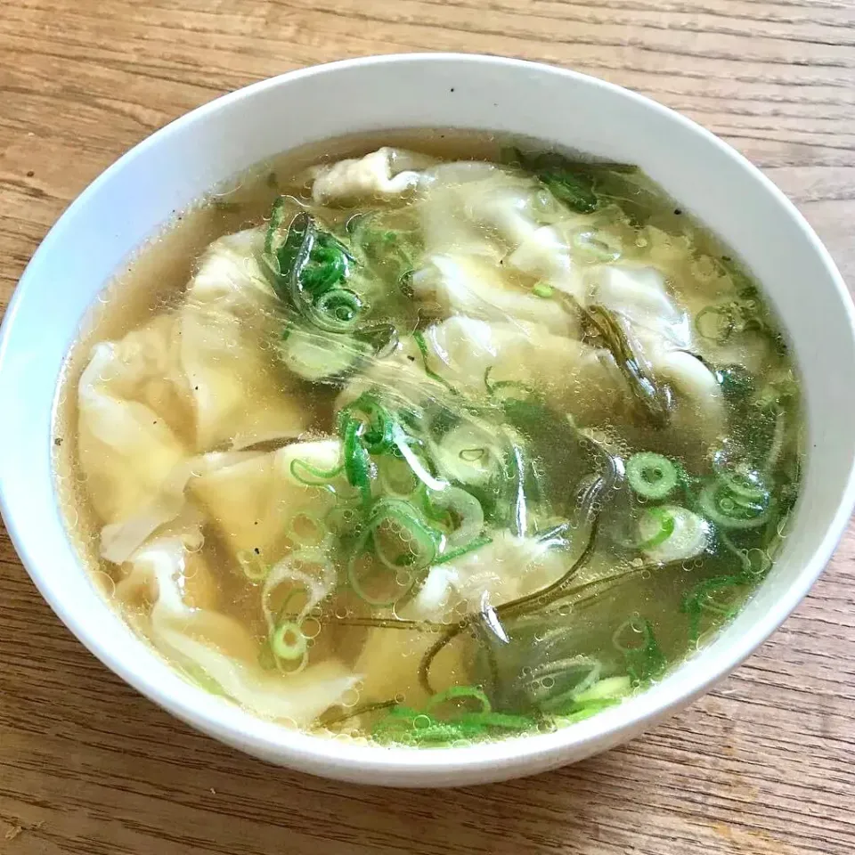 ワンタンと春雨のスープde朝ごはん・・|ばくあんしゃさん