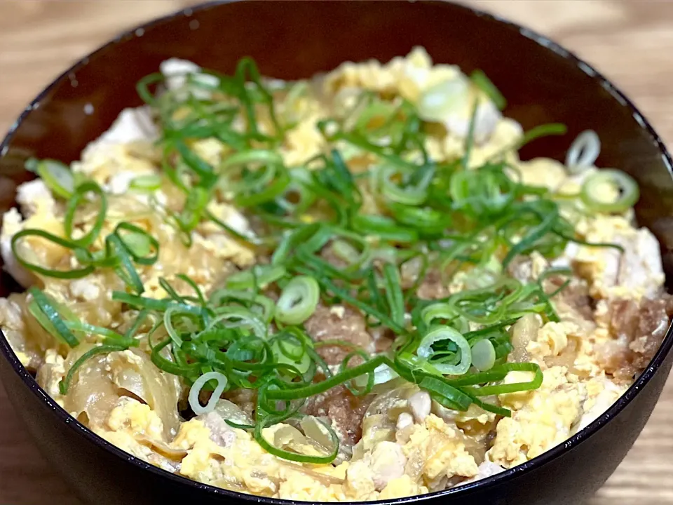 ☆トンカツと親子のコンビ丼|まぁたんさん