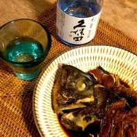 Snapdishの料理写真:黒鯛のあら煮|debimamaさん