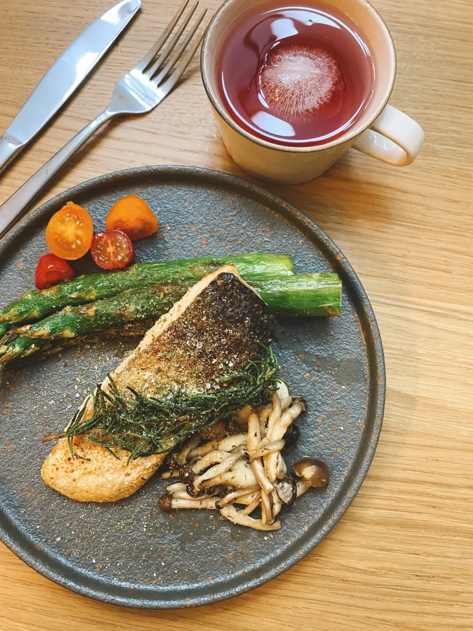 洋食の気分🐟おしゃれな焼きサーモン|Muiさん