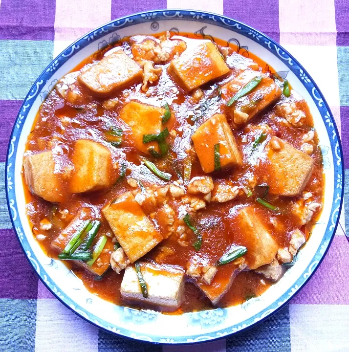 Stir-Fried Tofu And Eggs|Shwe Htetさん