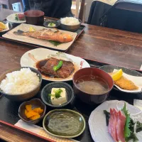 Snapdishの料理写真:めしや　大磯港|みんとあろまさん