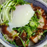 Snapdishの料理写真:焼き豚丼|🍴ナッペKさん