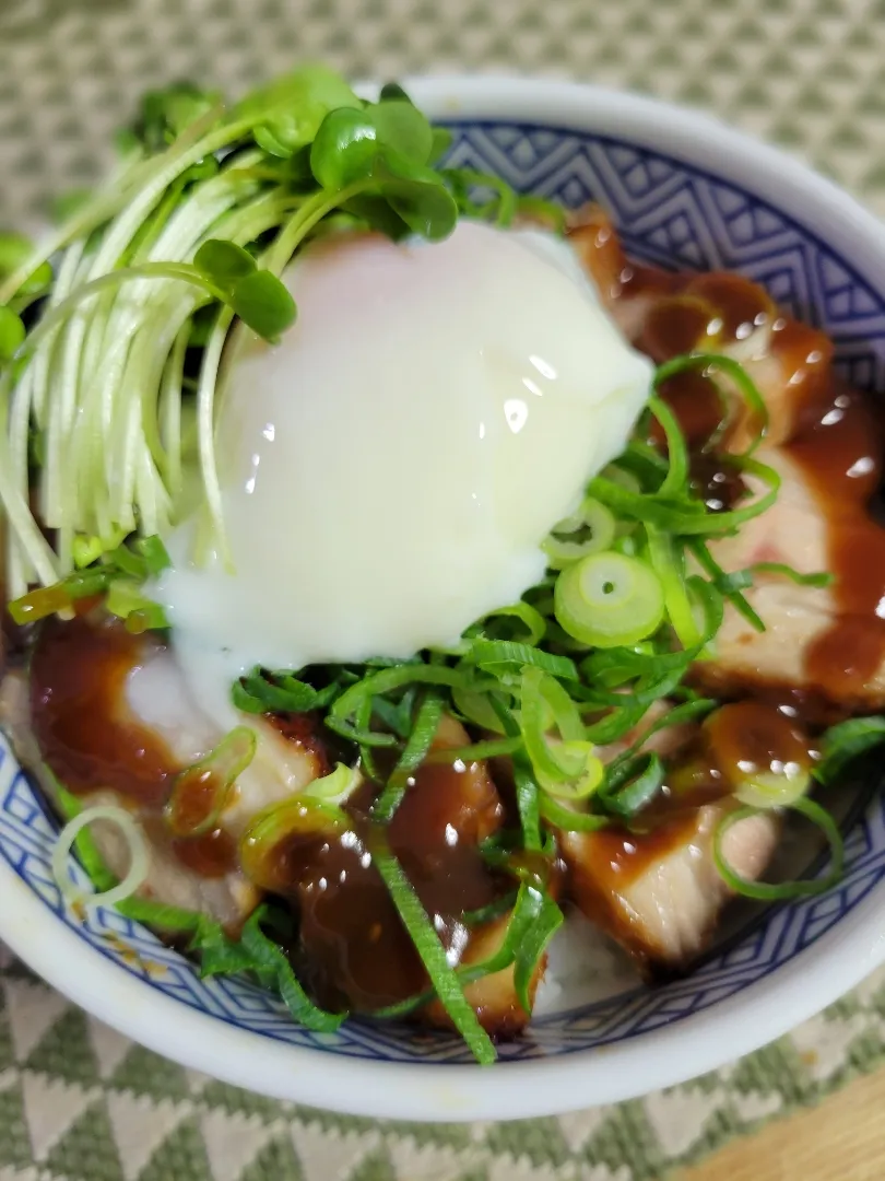 焼き豚丼|🍴ナッペKさん