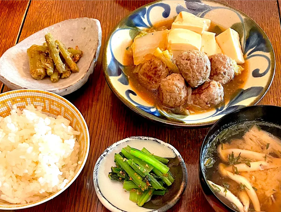 Snapdishの料理写真:晩ごはん♯肉団子とお豆腐と白菜の中華煮|小松菜さん