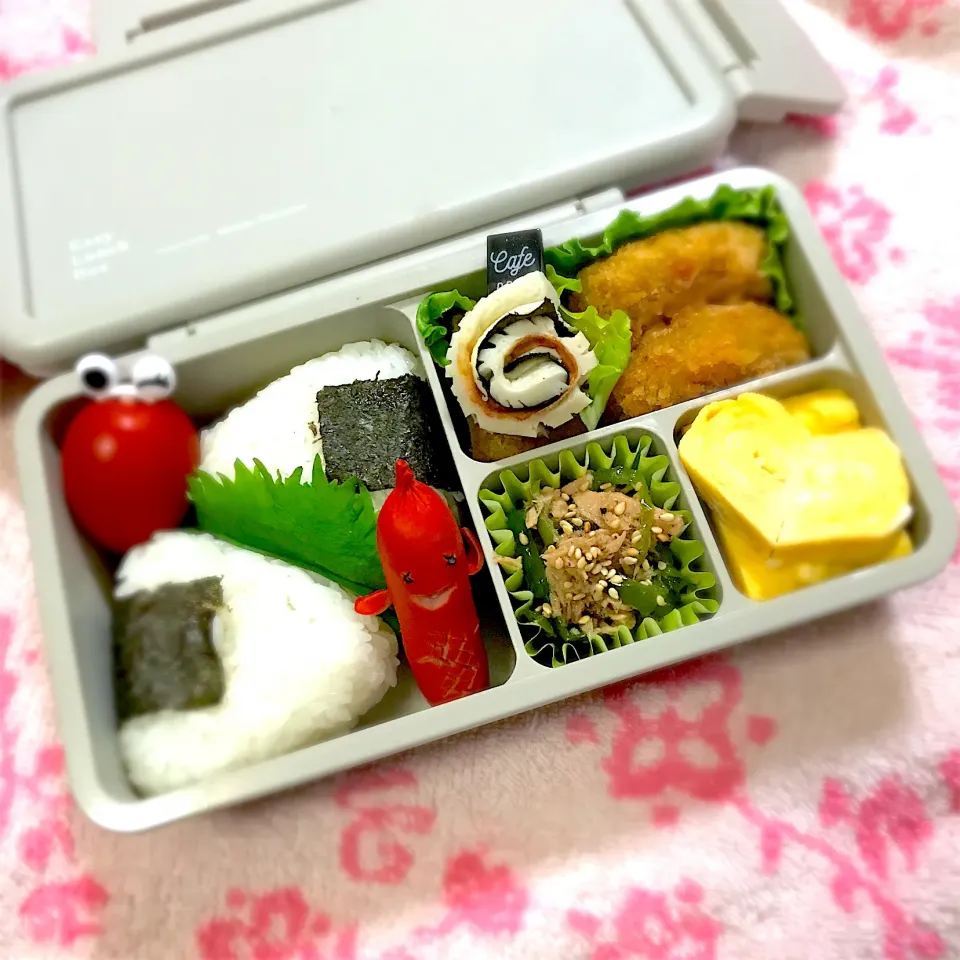 SJK弁当🍱〜コロッケ・玉子焼き・無限ピーマン・ちくわ海苔チーズくるくる・ソーセー人|華恋さん