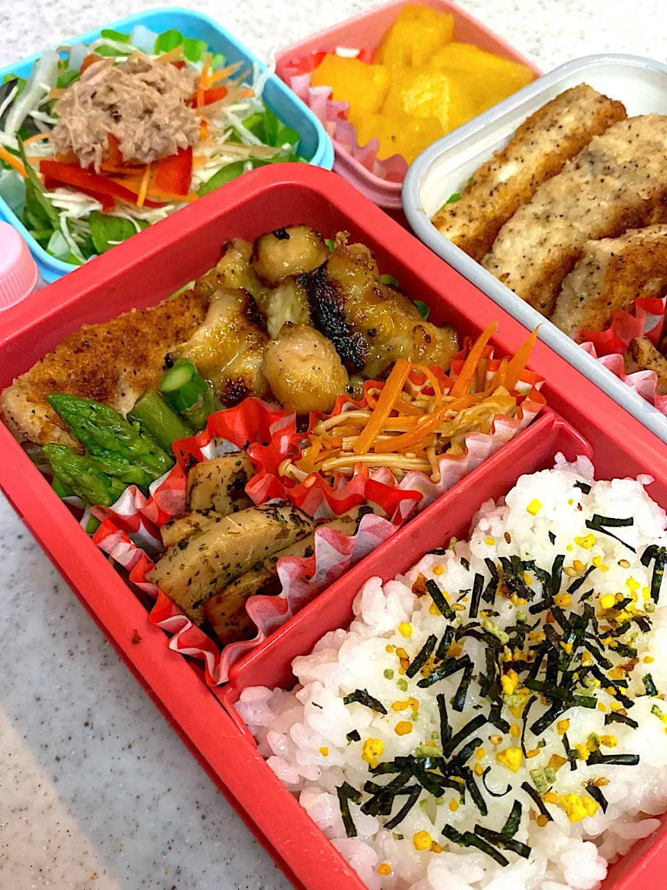 Snapdishの料理写真:カジキマグロのムニエル　弁当|asumamaさん