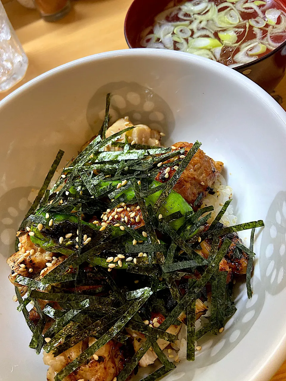 Snapdishの料理写真:焼き鳥丼|須佐 浩幸さん