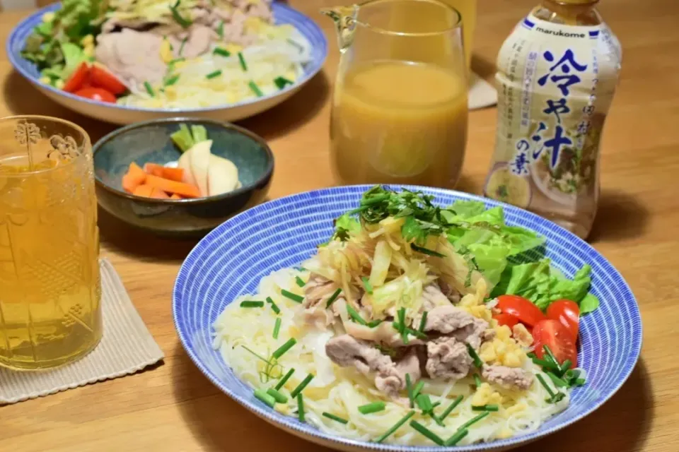 冷や汁の素で豚しゃぶ素麺|うにんぱすさん