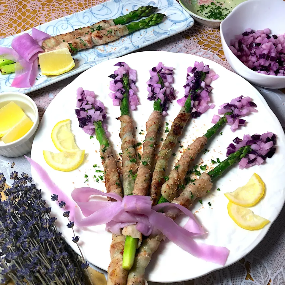 アスパラの豚バラ巻とぬか漬けでラベンダーの花束風に💐|さらっと🍀さん