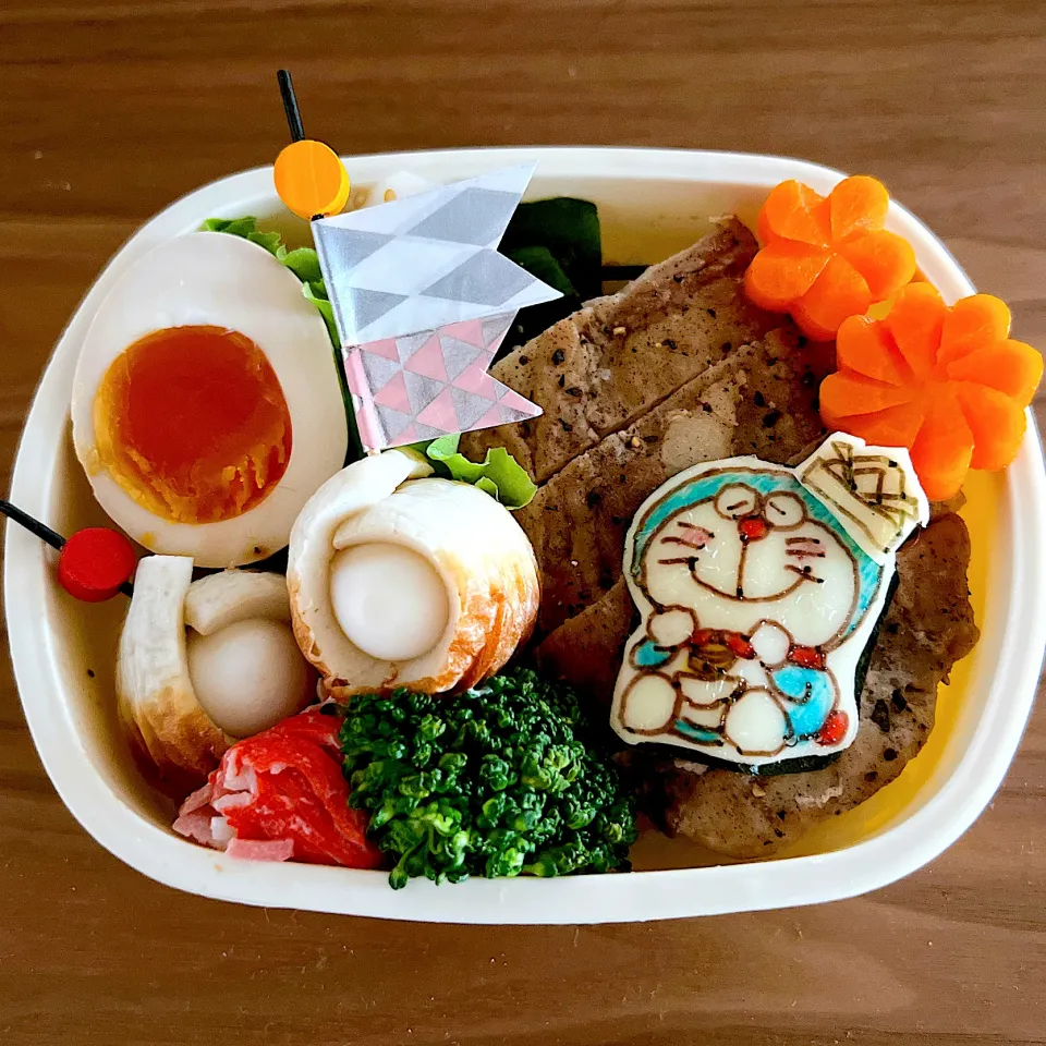 Snapdishの料理写真:ドラちゃんのこどもの日弁当|emichococo625さん