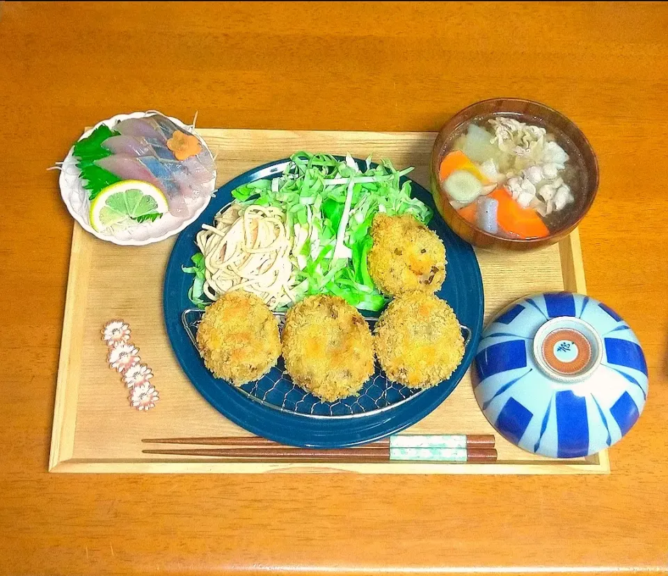 コロッケ定食|とししいたけさん