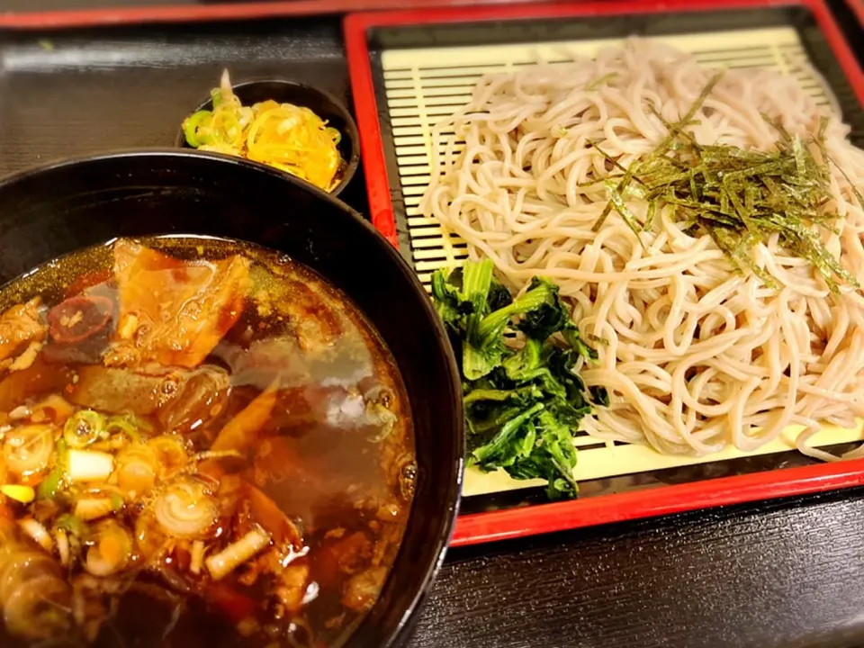 Snapdishの料理写真:トロトロ牛すじ辛つけ蕎麦 ¥780|Blue Moon Caféさん