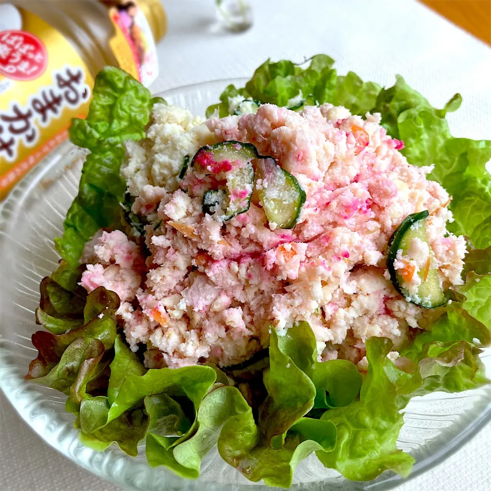 Snapdishの料理写真:大人のヘルシーおからサラダ|むぎこさん