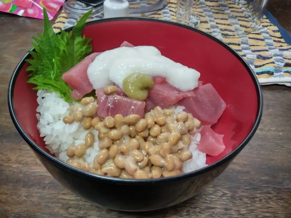 納豆山かけ丼|にんにくと唐辛子が特に好き❤️(元シャリマー)さん