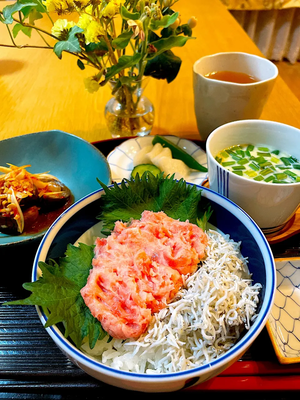 ネギトロしらす丼で晩御飯|Mikaさん