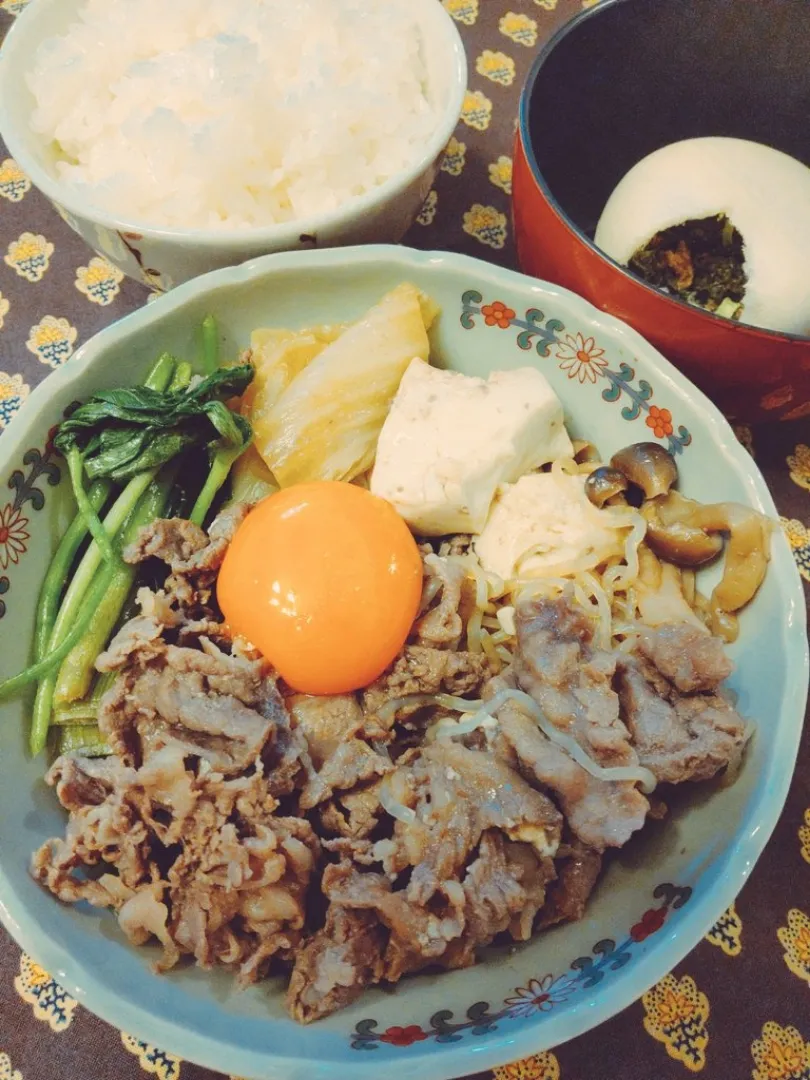 Snapdishの料理写真:牛すき煮🏵️|梨々香さん