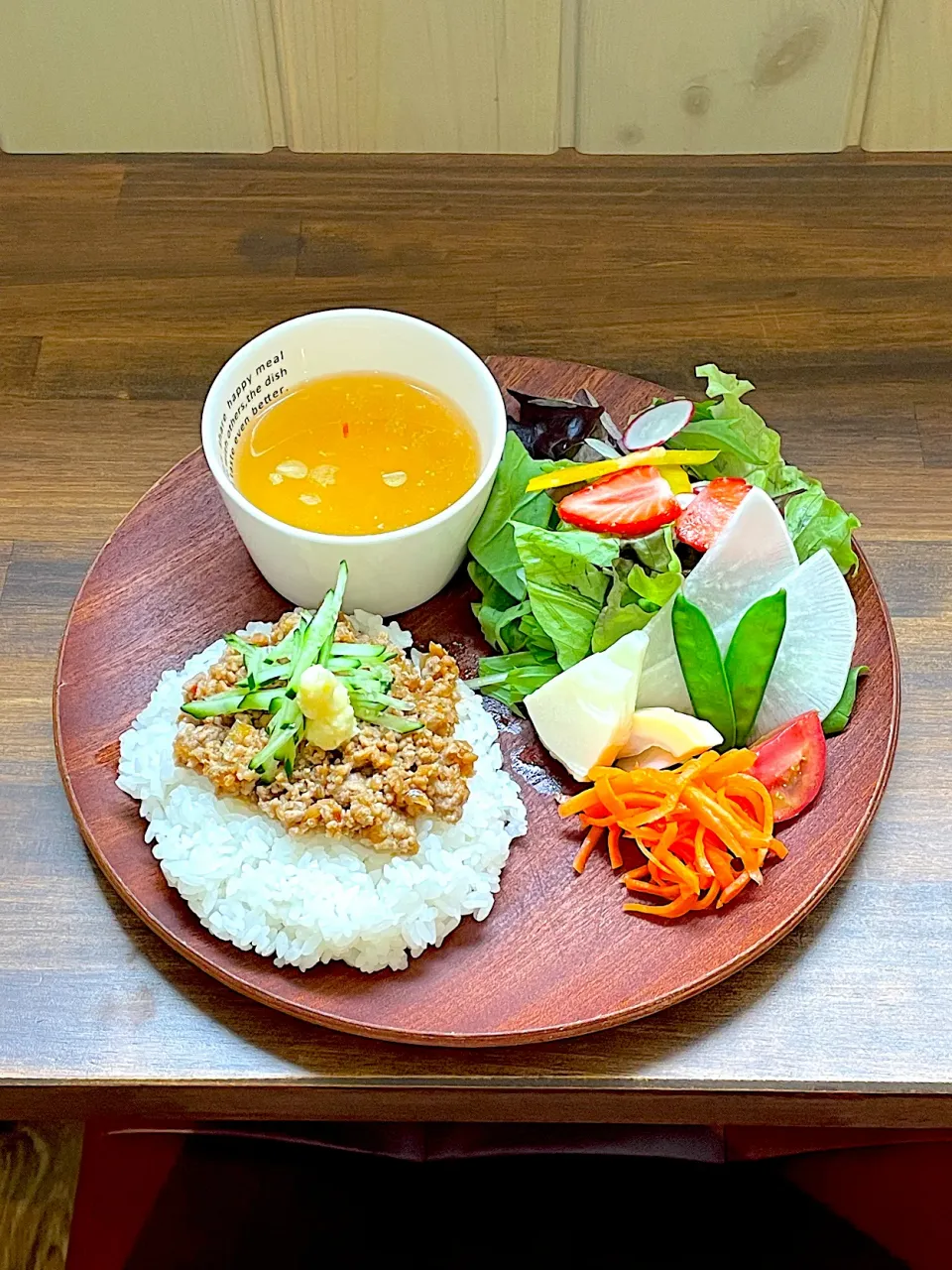 生姜ときゅうりがアクセント🥒ジャージャー丼ランチ|maSami＊さん