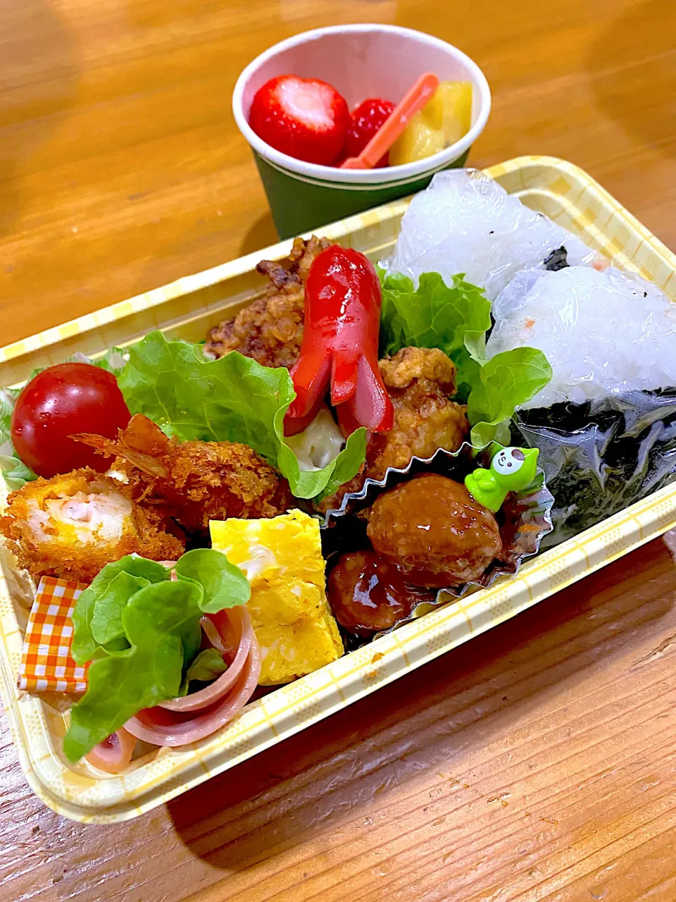 Snapdishの料理写真:遠足弁当|ふるかわ  ようこさん