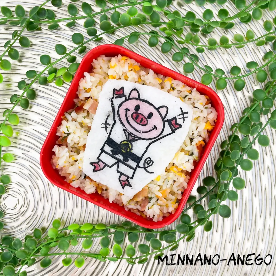 KG高女子柔道部キャラクター『こぶたちゃん』弁当|みんなのあねごさん