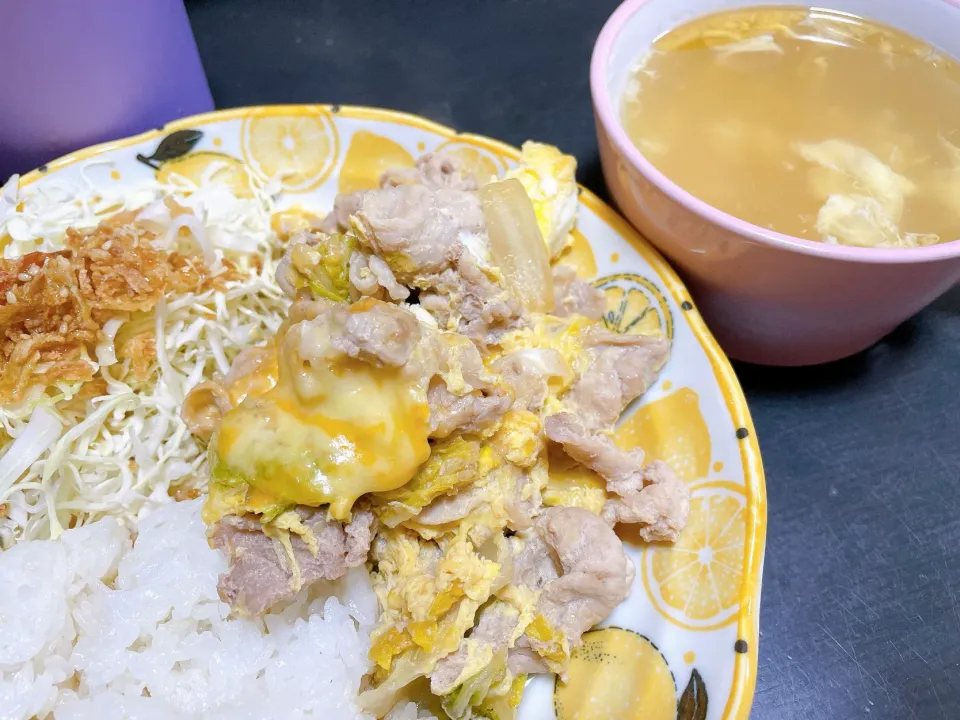 白菜と豚肉のチーズ卵とじ　筍の中華スープ|ミホさん