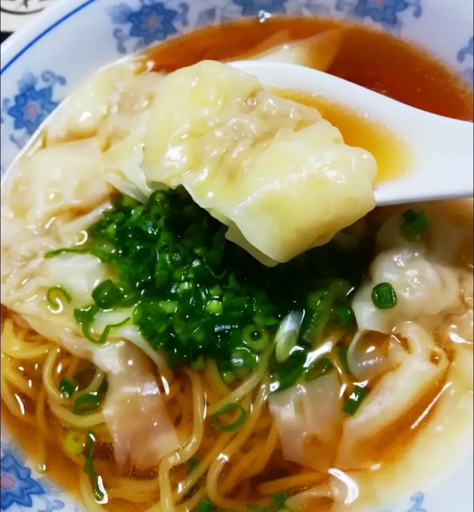 ワンタン麺(4/30)|海猫さん