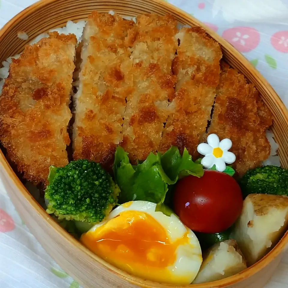 Snapdishの料理写真:高校娘のお弁当...♪*ﾟ|Naomiさん