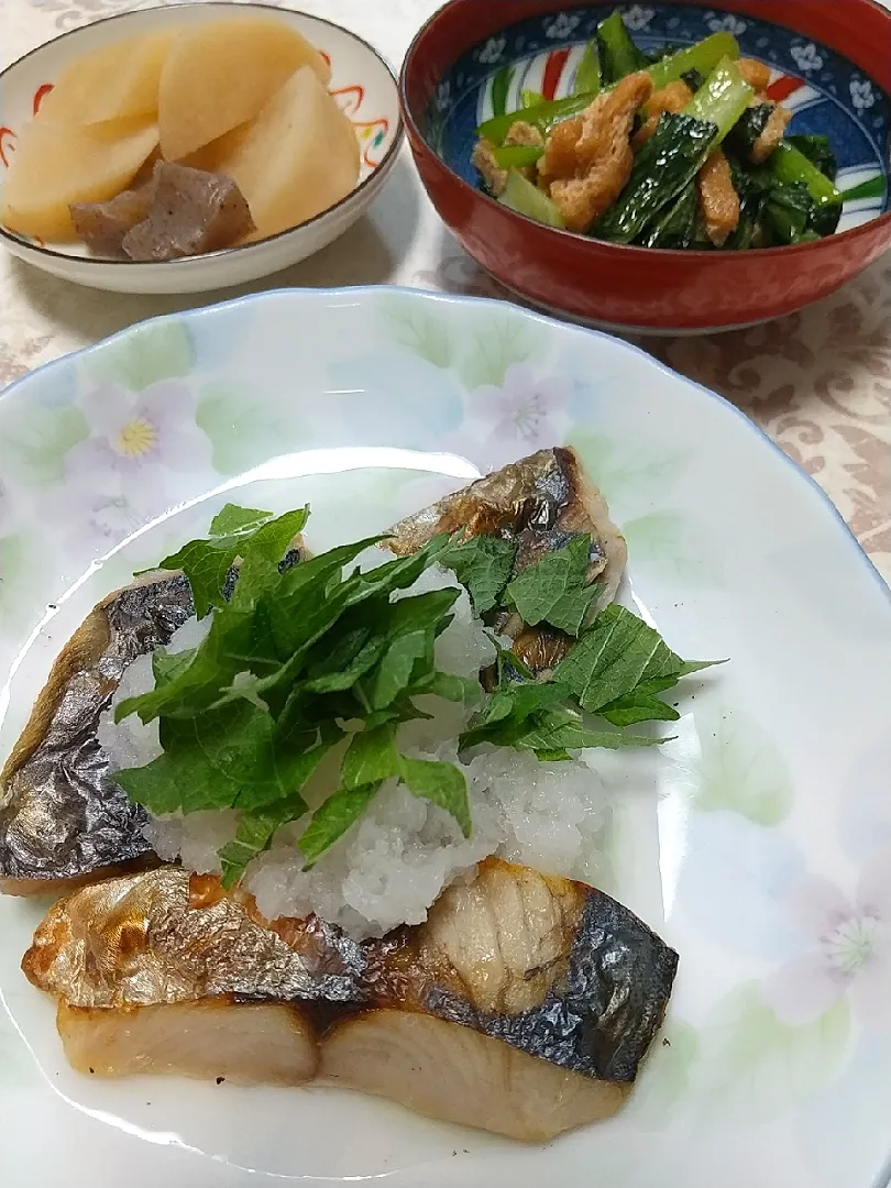 ☆今日の晩ごはん☆　サワラの焼き魚　小松菜煮　大根煮|hamamaさん