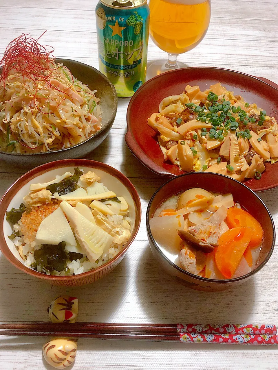 Snapdishの料理写真:たけのこご飯 たけのこと牛肉のオイスターソース炒め 春雨サラダ 豚汁|manaさん