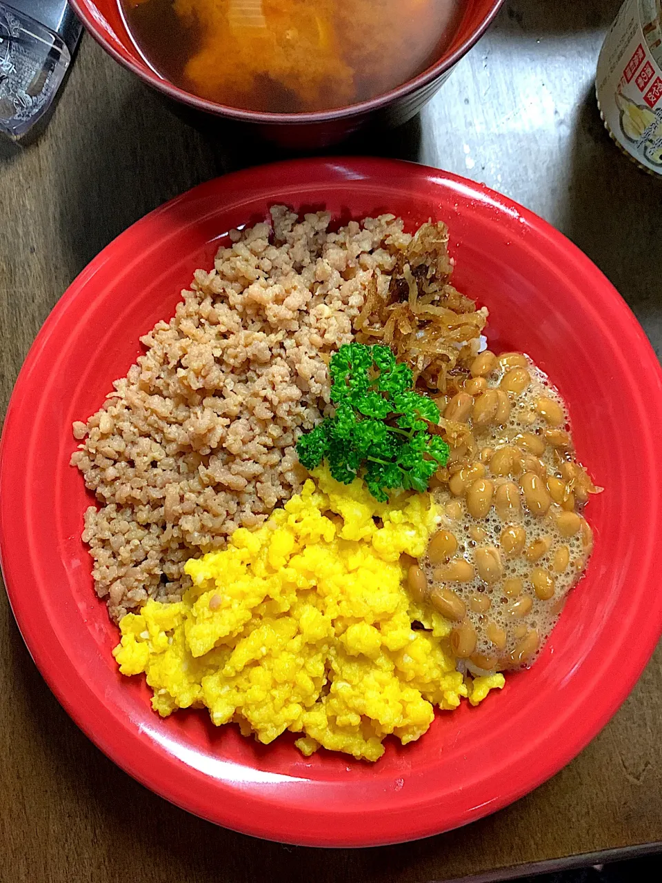 そぼろ&納豆丼|うさこさん