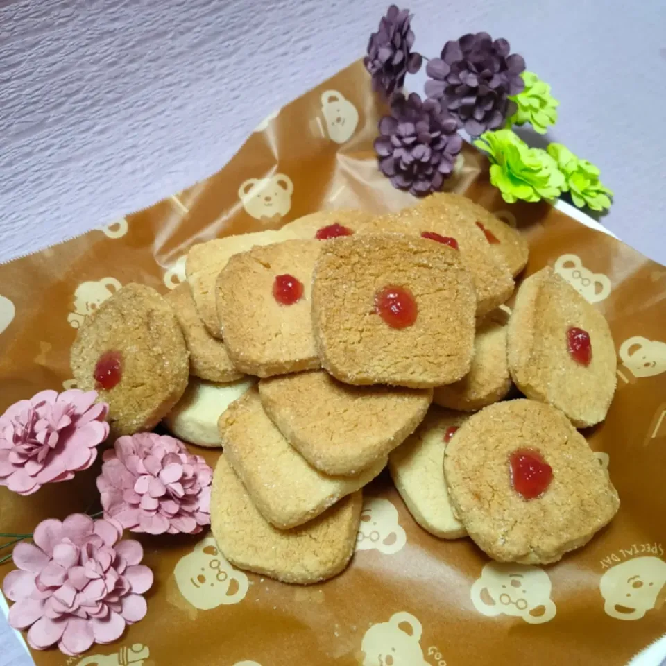 Snapdishの料理写真:ダーリン作⸜🌷︎⸝‍
バタークッキー（🍪•᎑•🍪）|キャサリンさん