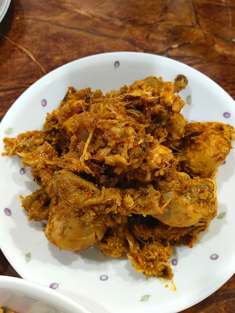 Snapdishの料理写真:Rendang chicken|Natassjatayさん