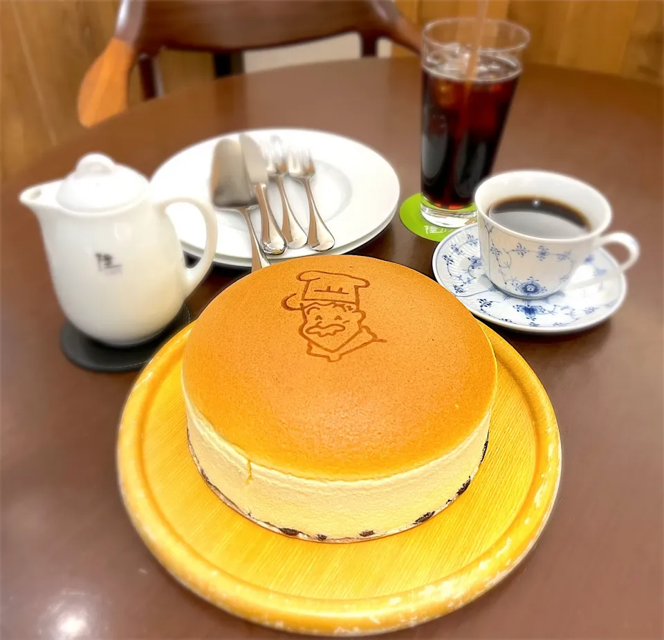 陸カフェROOMにて おやつタイム⏱|ナナさん