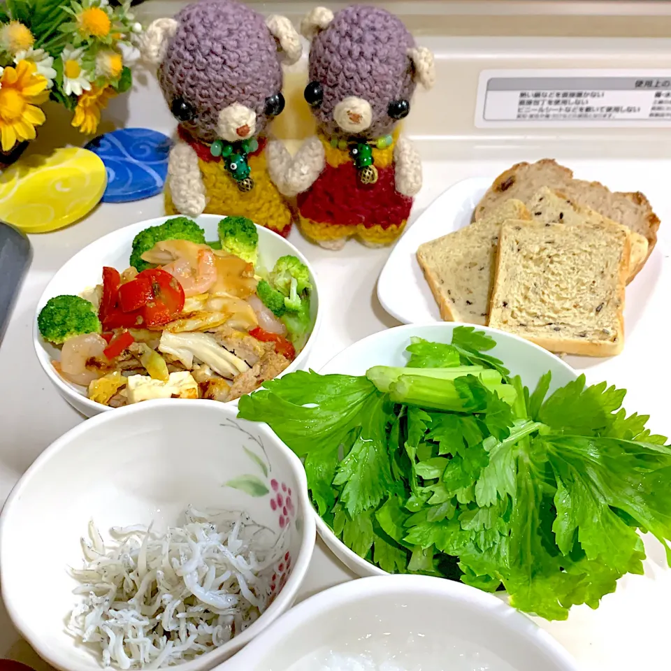 Snapdishの料理写真:晩ごぱん（╹◡╹）|chagashiさん