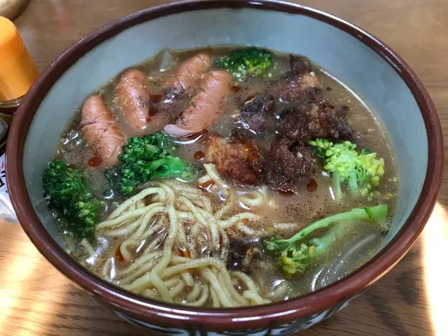 Snapdishの料理写真:マルちゃん正麺🍜、豚骨醤油味❗️( ^ω^ )✨|サソリさん