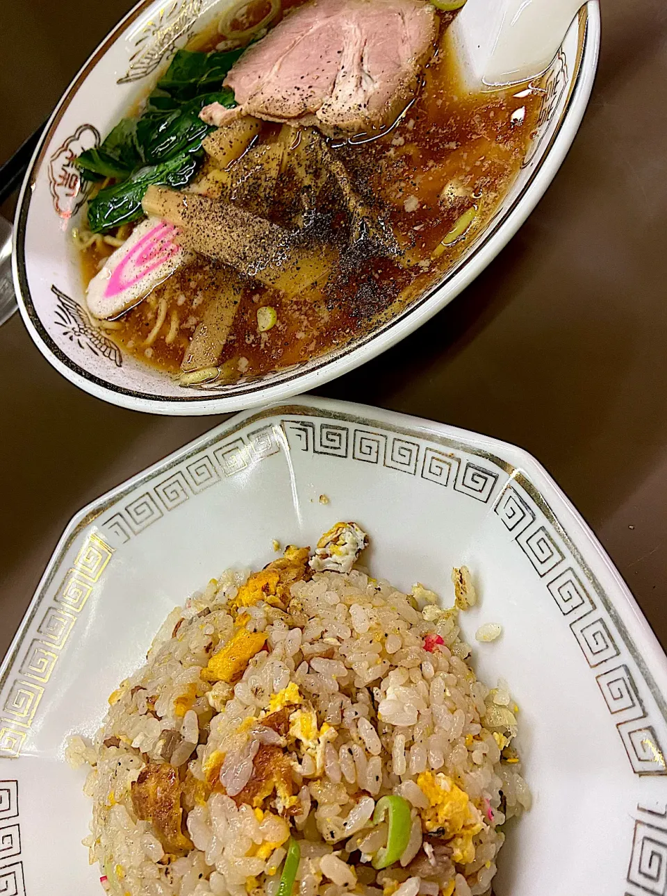 Snapdishの料理写真:#町中華　半チャンラーメン|須佐 浩幸さん