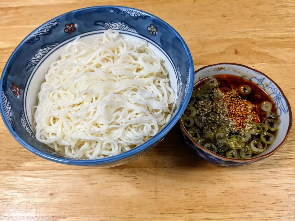 Snapdishの料理写真:豊ちゃん風!?「病みつき悪魔つけ素麺」です。|トヨシと申します。さん