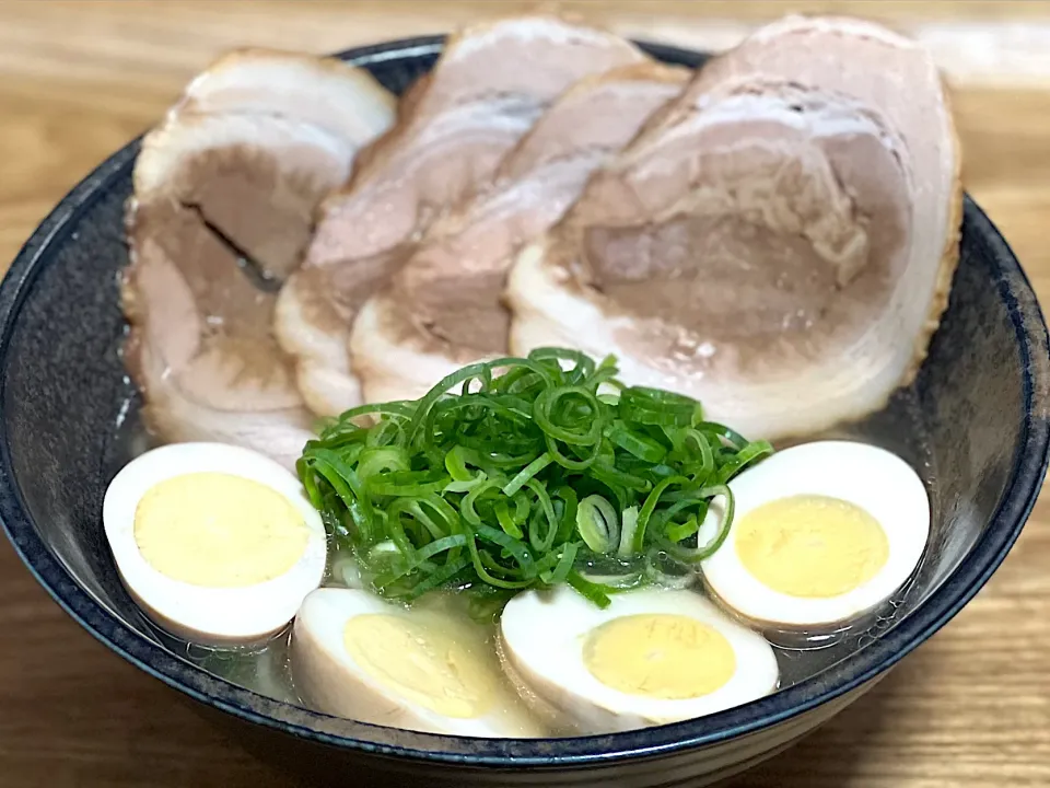 Snapdishの料理写真:☆塩ラーメン|まぁたんさん