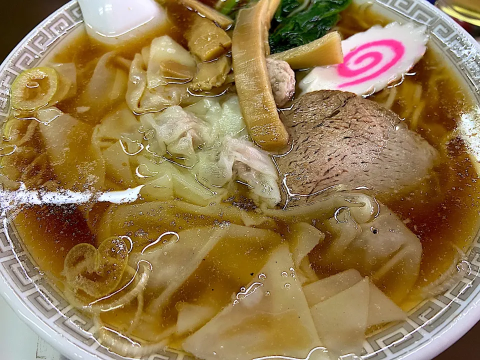 Snapdishの料理写真:#町中華　ワンタン麺|須佐 浩幸さん