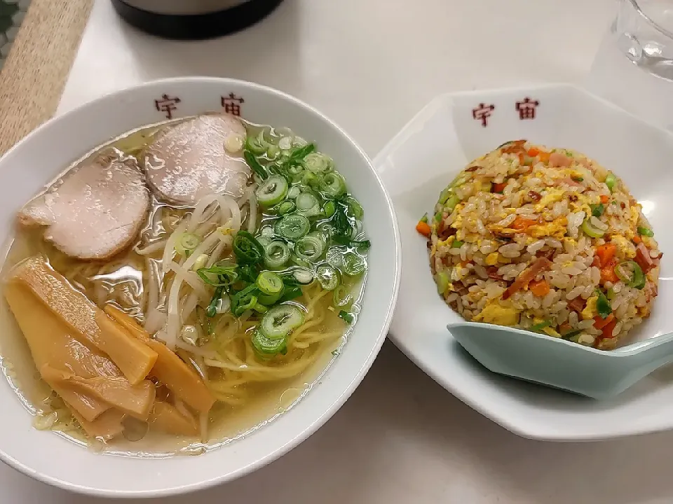 ラーメンと炒飯(●´ω｀●)|おてんとさんさん