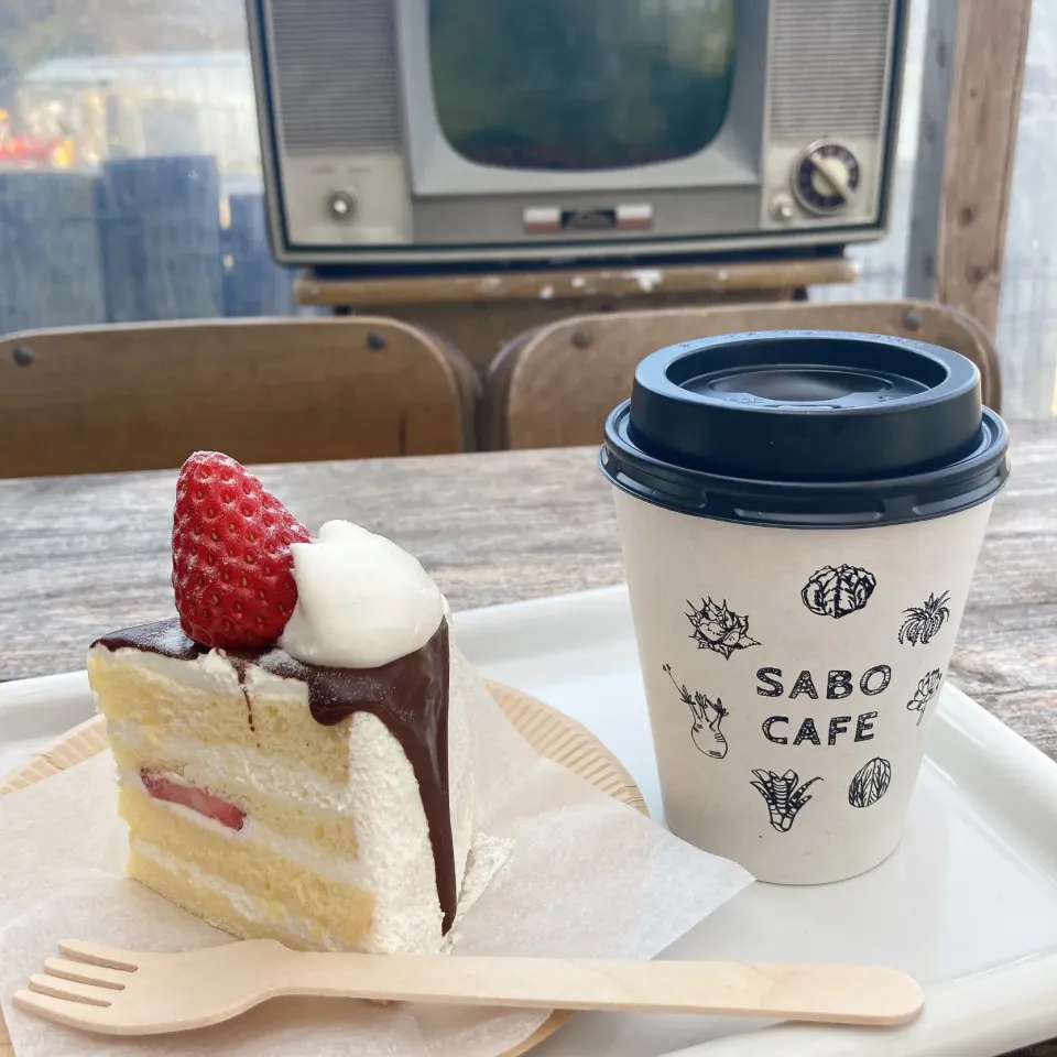 チョコレートショートケーキ🍰☕️|ちゃみこさん