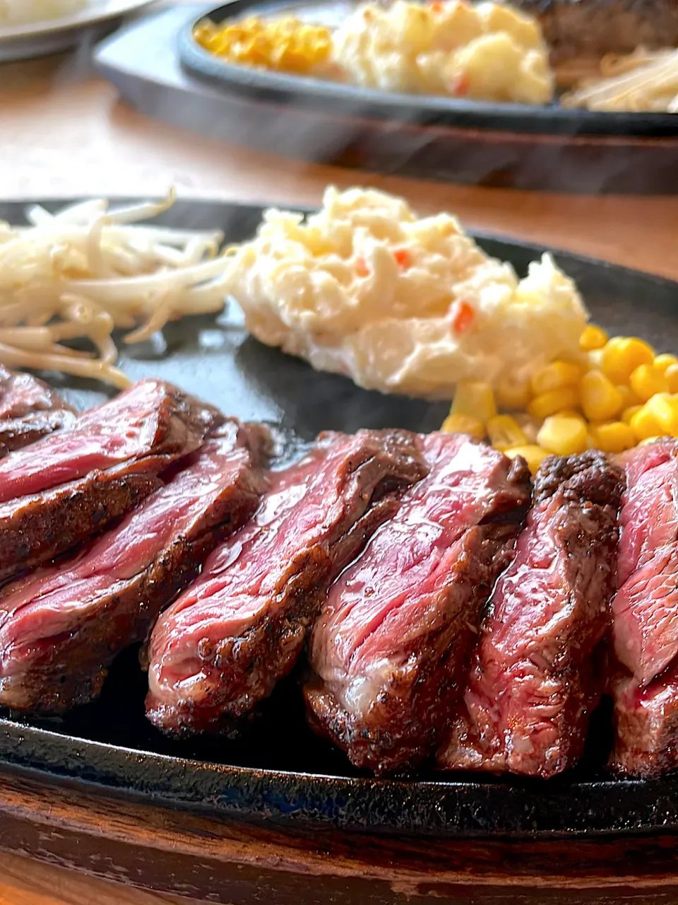 Snapdishの料理写真:ハラミステーキ🥩|KOHNO Y.さん