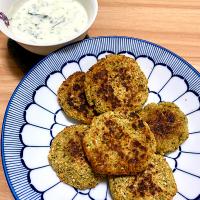 Falafel with dipping sauce