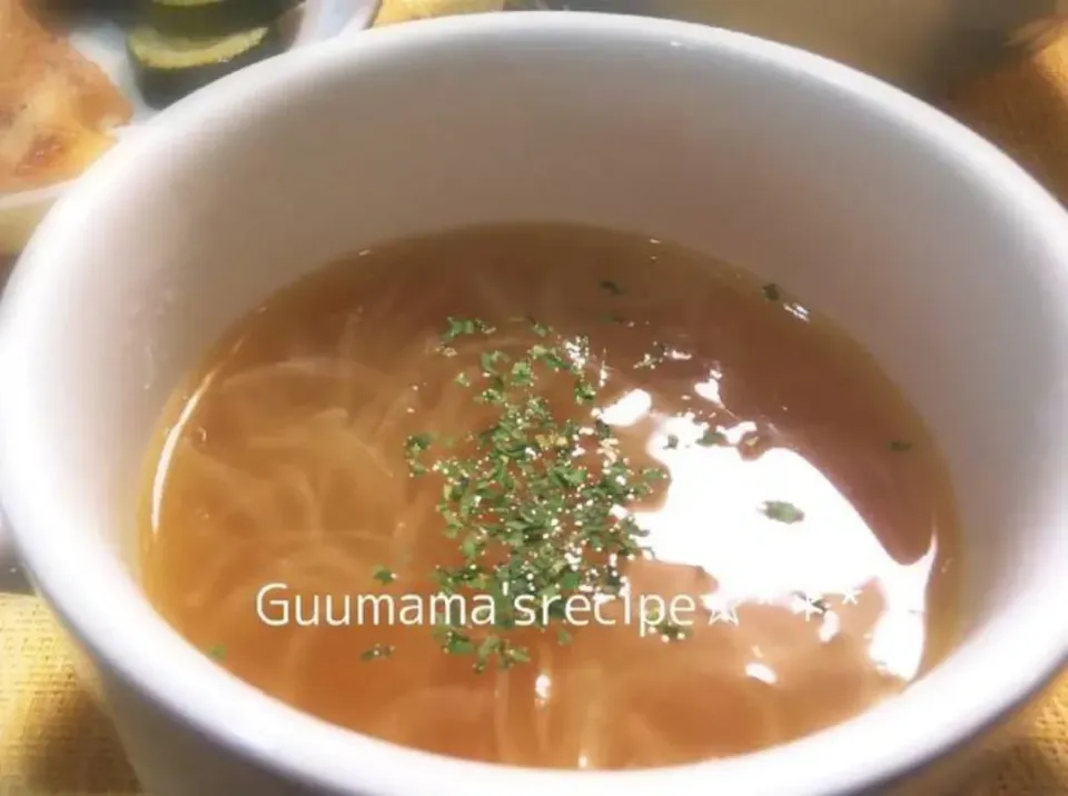 ため息がでるほど美味しい♡シンプルオニオンスープ|Guuママさん