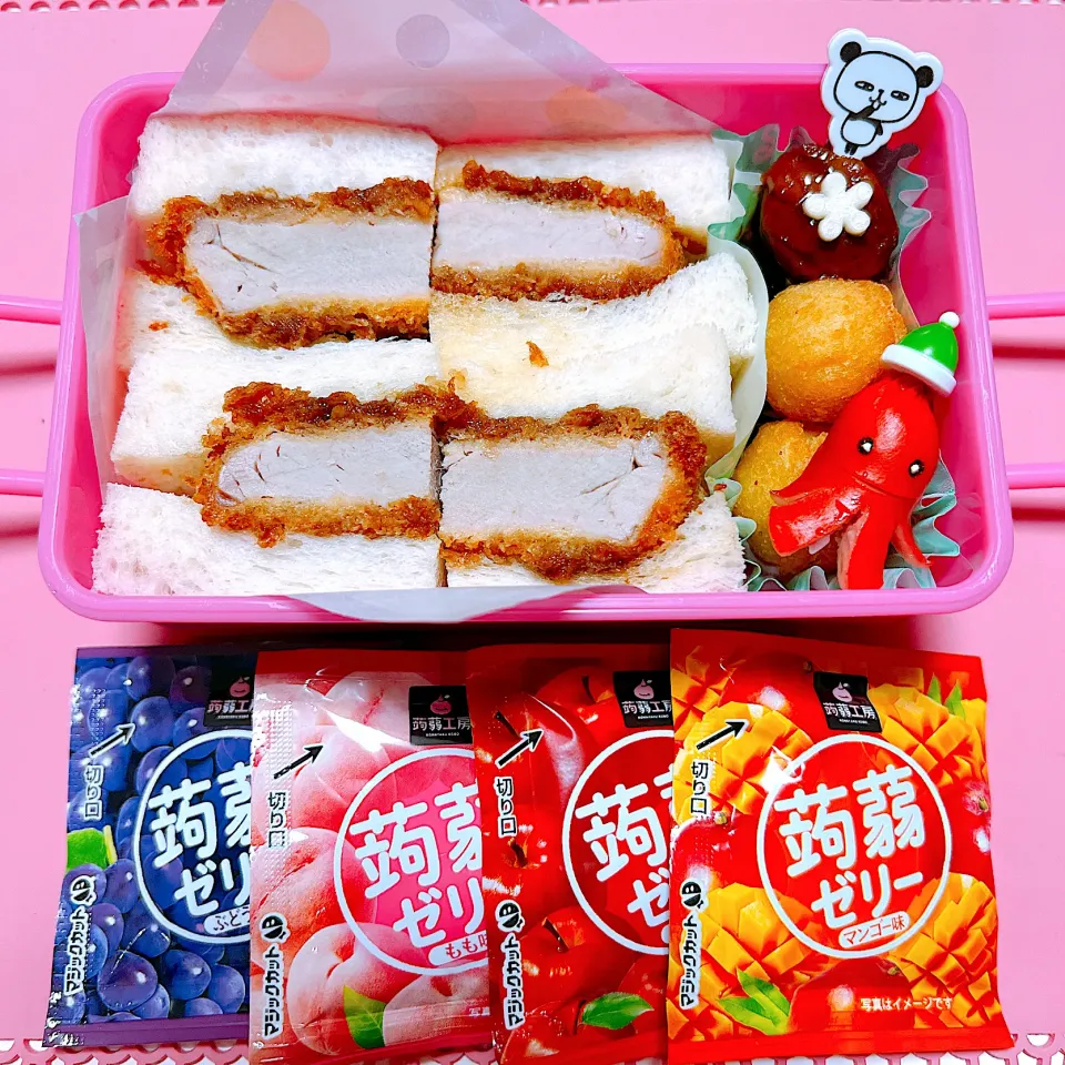 カツサンドお弁当🍱|miyurumoさん