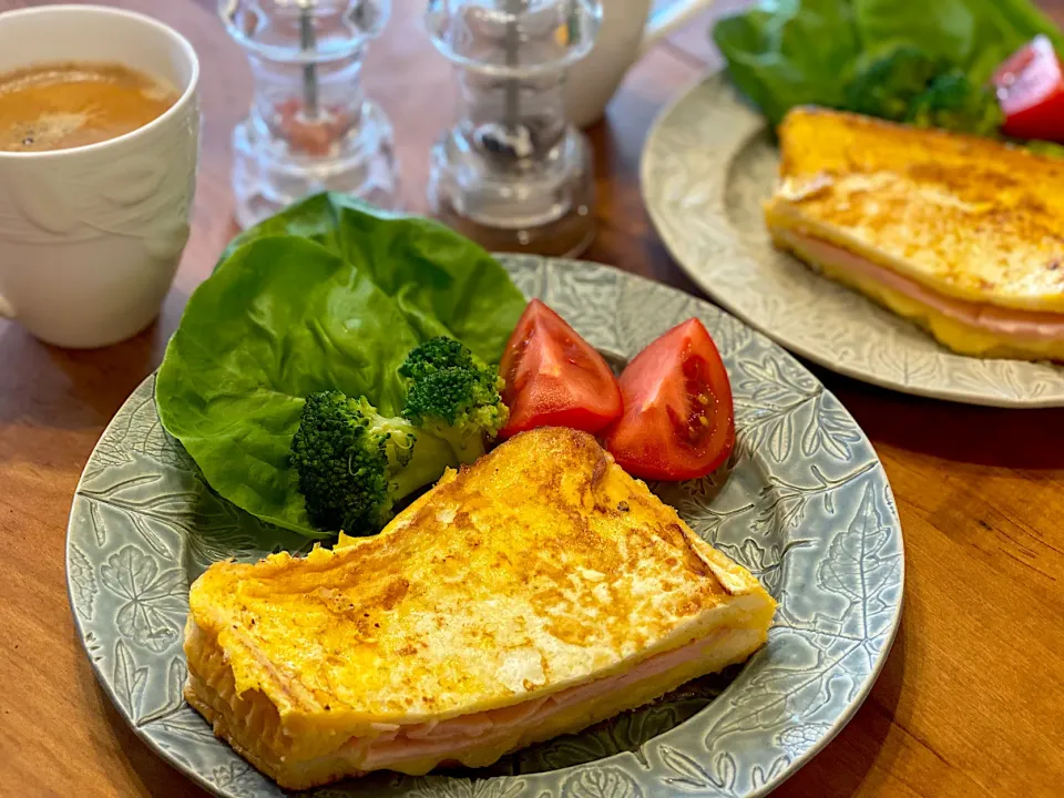 フレンチトーストみたいな☆クロックムッシュ🇫🇷|まめすけ。さん