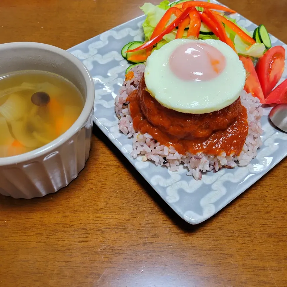 冷凍ハンバーグでカフェご飯風😁|waiwaiさん